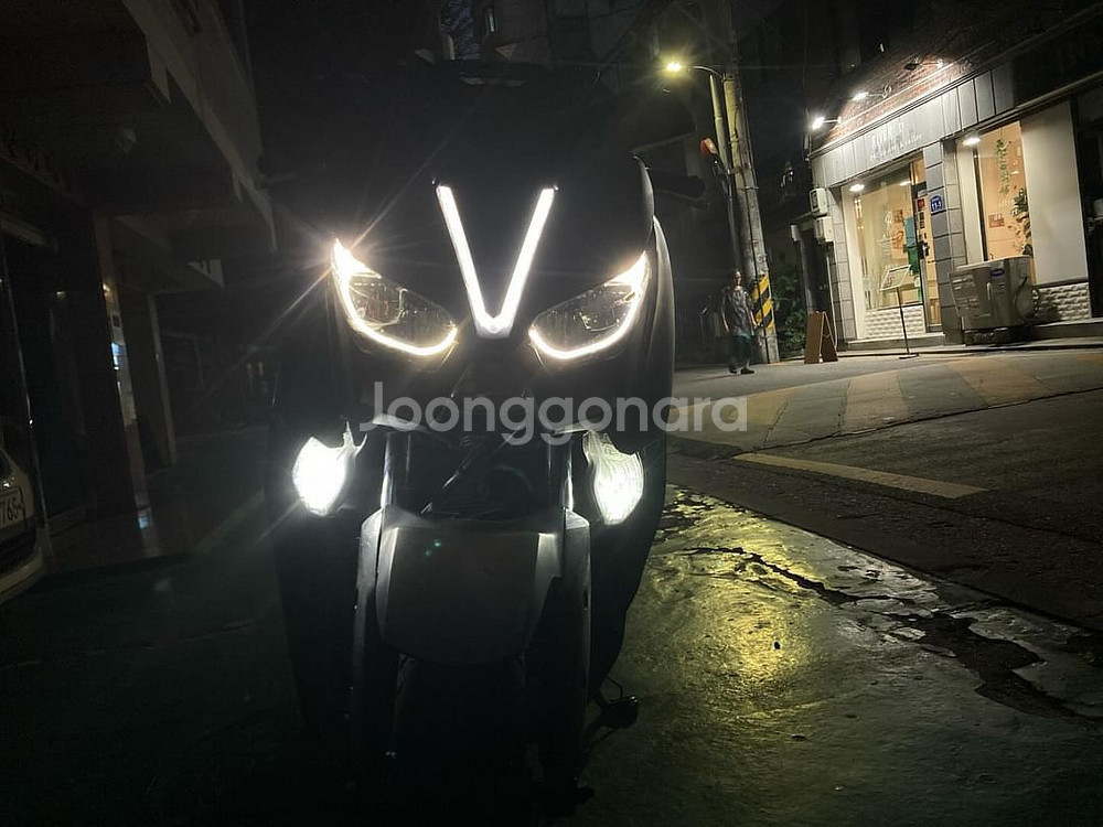 Xmax300 오디오 묻따 차량 팔아요--7