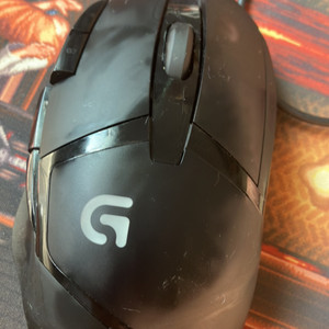 로지텍 g402