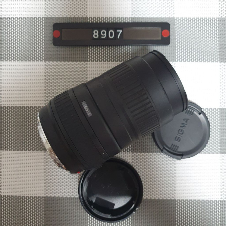 미놀타 AF 마운트 시그마 줌 100-300mm 줌렌즈 이미지