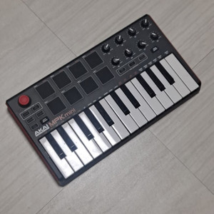 MPK mini 미니 하이브리드 3