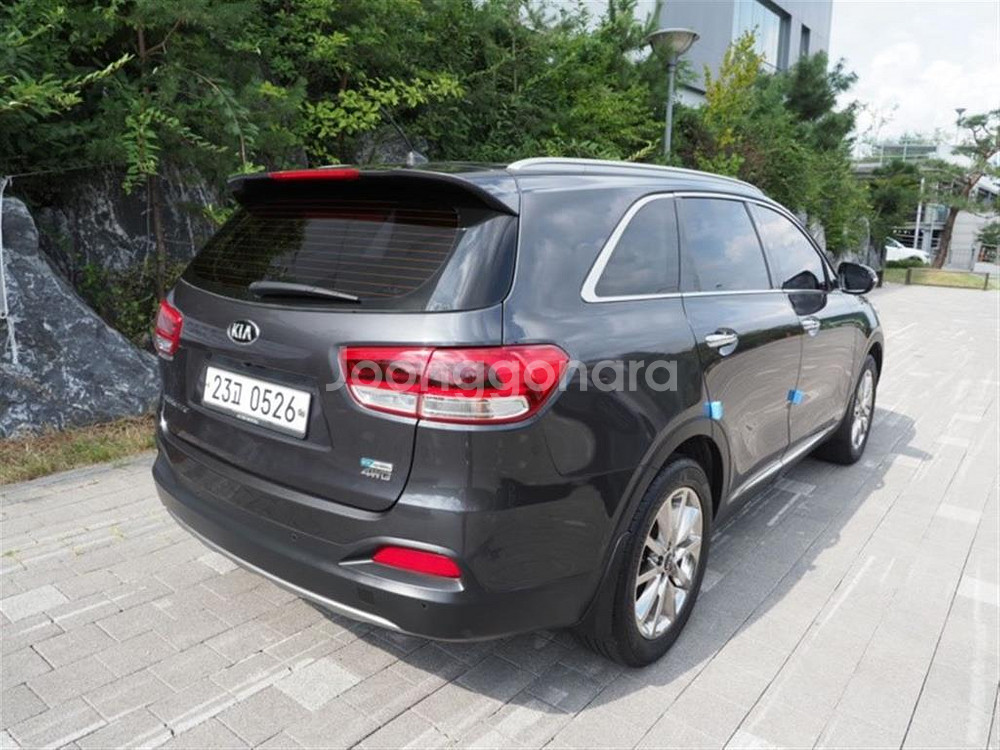 @15년식 올 뉴쏘렌토 R2.2 4WD 노블레스 스페--2