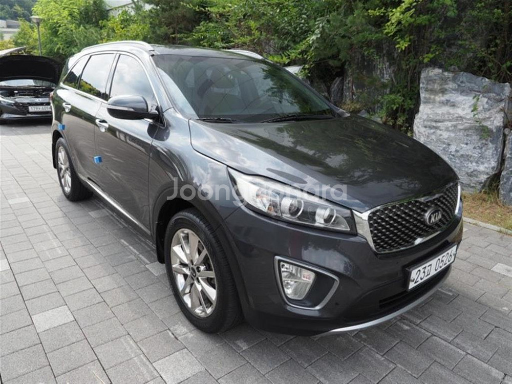 @15년식 올 뉴쏘렌토 R2.2 4WD 노블레스 스페--1
