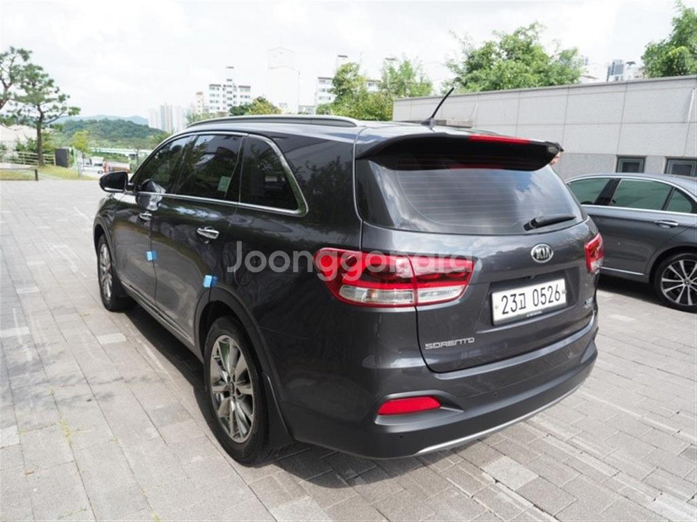 @15년식 올 뉴쏘렌토 R2.2 4WD 노블레스 스페--3