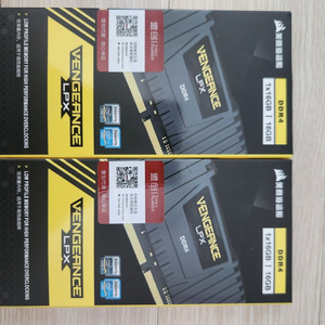 커세어 벤젠스 DDR4 3600 CL18 16기가 두개