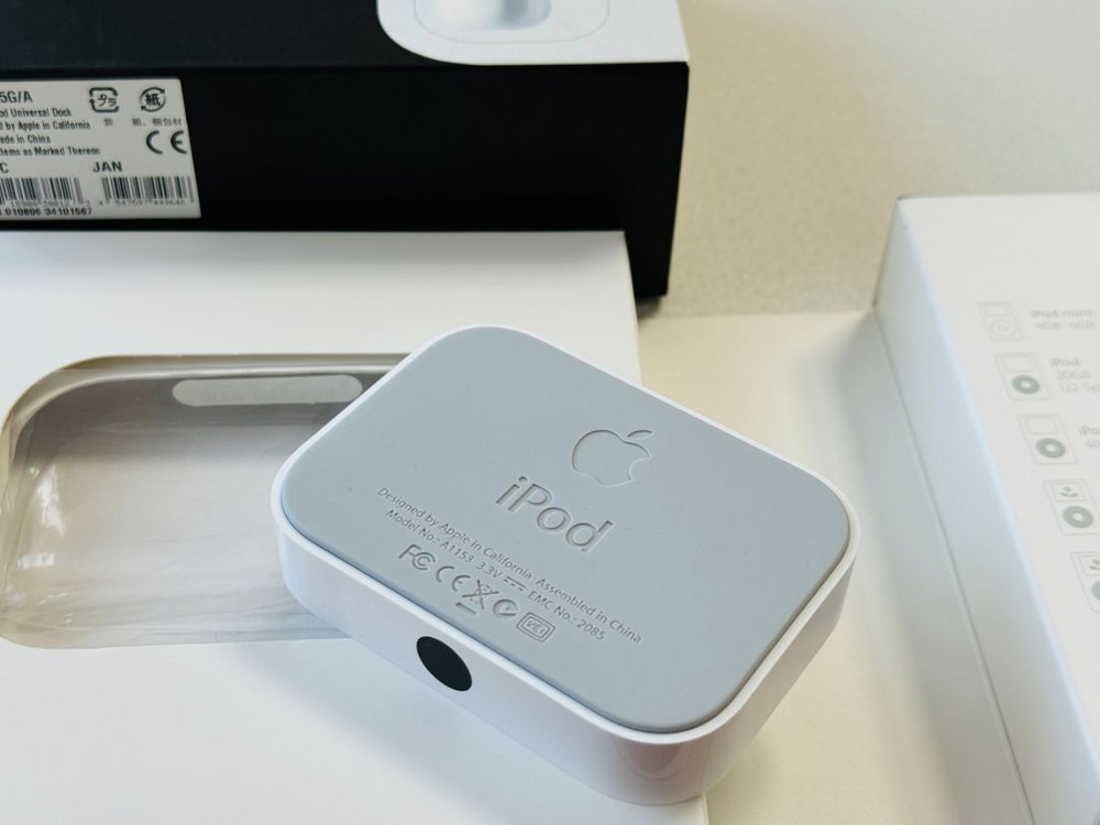 애플 정품 아이팟 유니버셜독 판매합니다 이미지