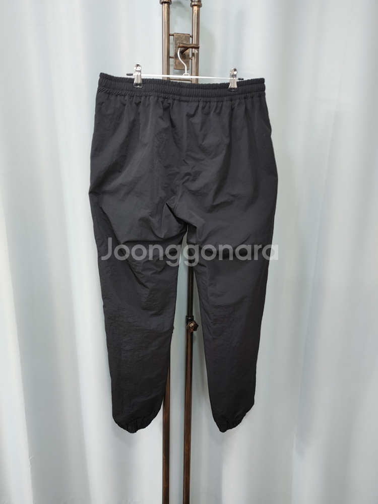 19FW 구찌 블랙 삼선 웹 인타르시아 조깅 팬츠 M--1
