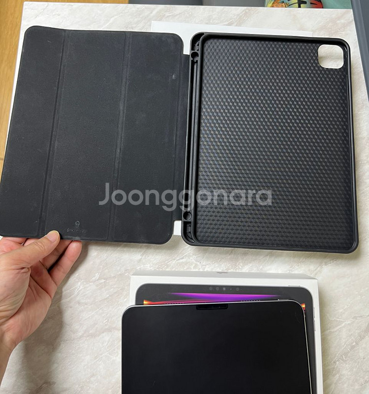 아이패드 프로 11인치 256gb + 매직키보드 새거--8