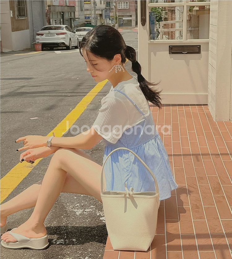 비닐포장새상품)여름 여자 블루 체크무늬 민소매나시티셔츠--5