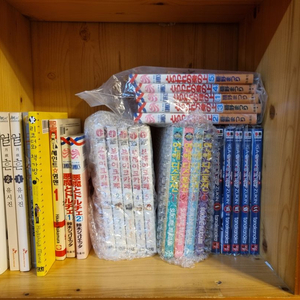 소장용 만화책 판매합니다.