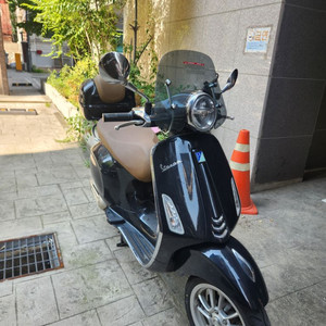 베스파 22년식 블랙 프리마베라 팝니다