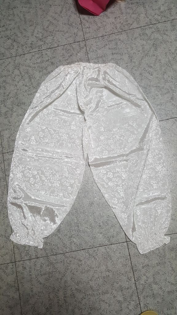 여성 맞춤한복, 배자 세트 66사이즈 정도 이미지