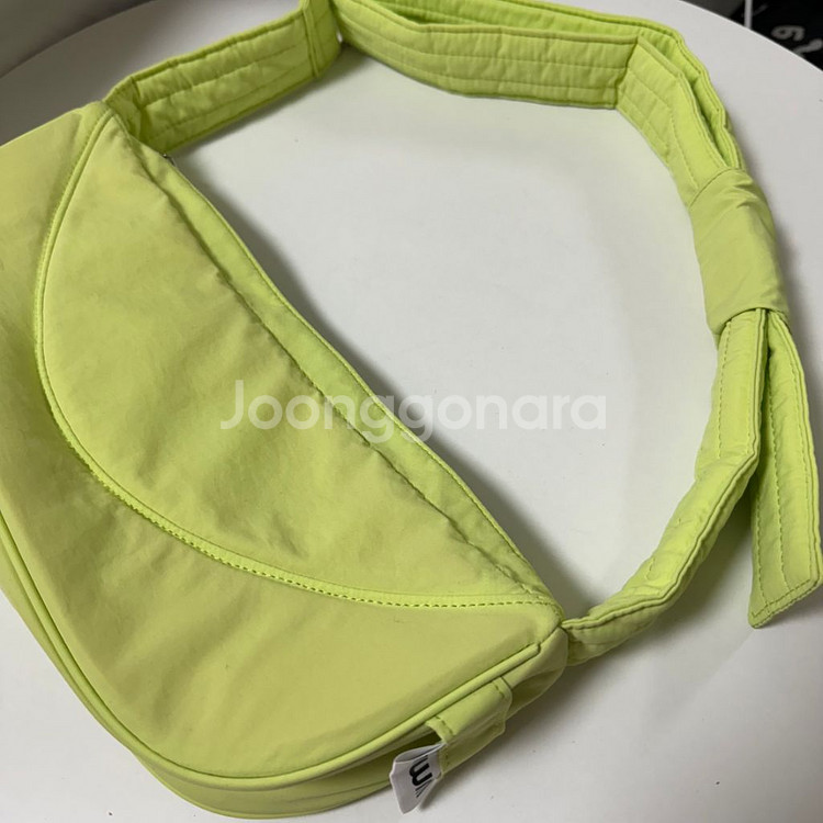 무음 왈루백 가방 muwm Walru Bag Lime--4