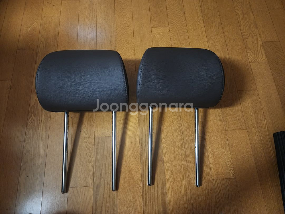 올뉴 K7 헤드레스트 브라운색상 판매합니다.--0