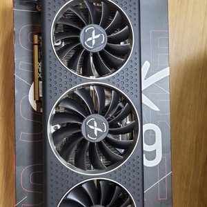 xfx Radeon 6700xt qick 319 팝니다