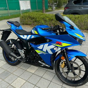 스즈키 gsx-r125 21년형 완전A급 팝니다