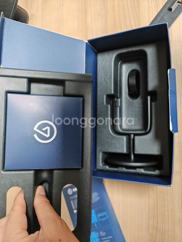 엘가토 웨이브3 본체+쇼크마운트+팝필터+모니터암LP--5