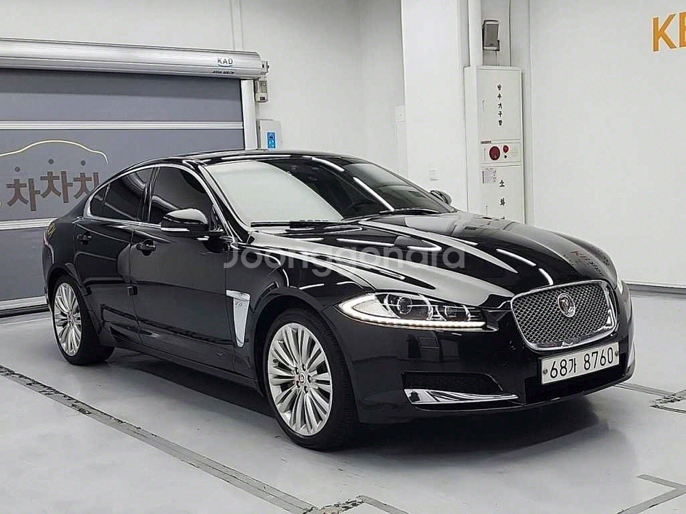 @15년식 XF 3.0 V6 SC AWD 프리미엄 전--3