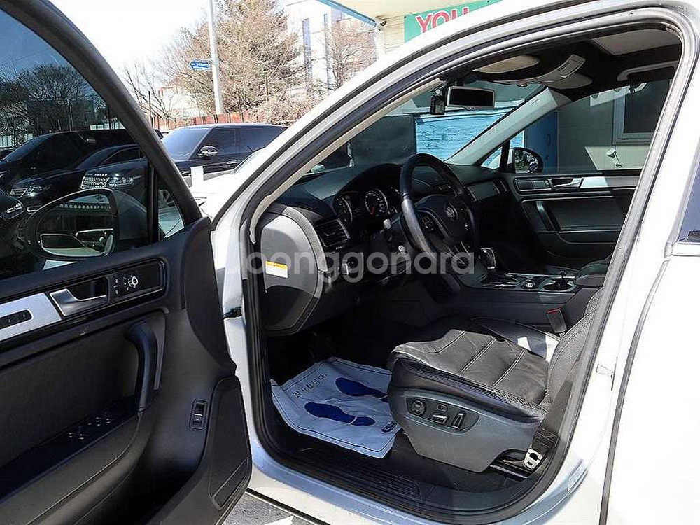 @12년식 뉴투아렉(2세대) 3.0 V6 TDI 블루--5