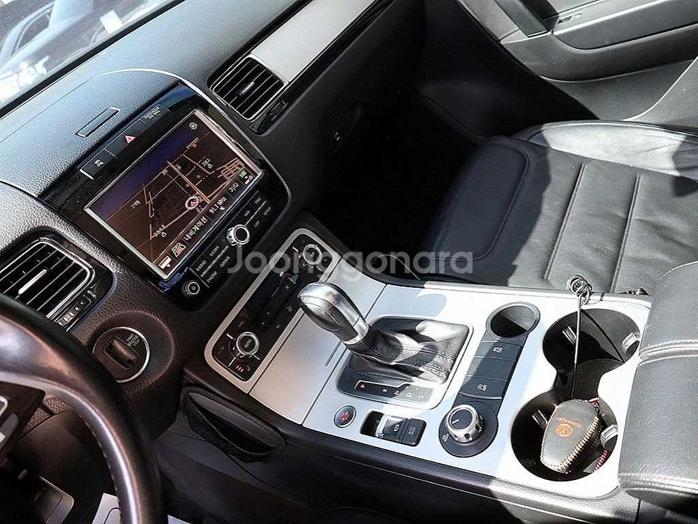 @12년식 뉴투아렉(2세대) 3.0 V6 TDI 블루--9