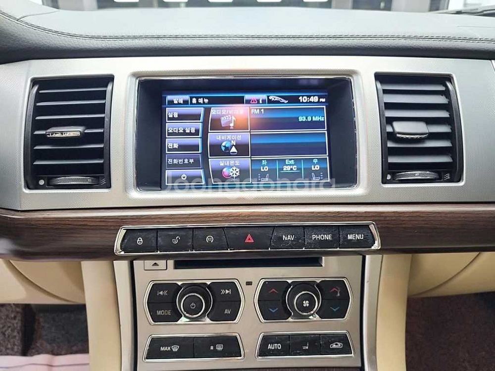 @13년식 XF 3.0 V6 SC 럭셔리 전국최저가격--9
