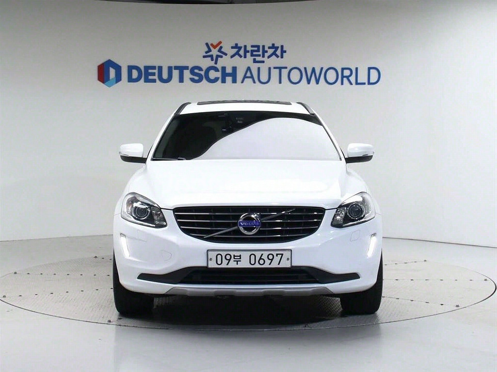 @16년식 XC60(1세대) D3 모멘텀 전국최저가격--2