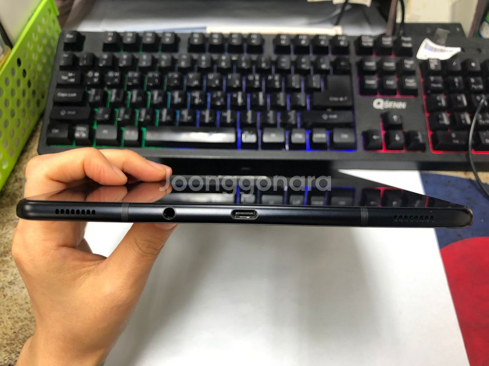 T830 와이파이용 갤럭시탭S4 블랙 외관SS급256G--7