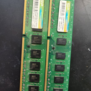 8g pc3 16000 ram 두개 세트로 판매합니