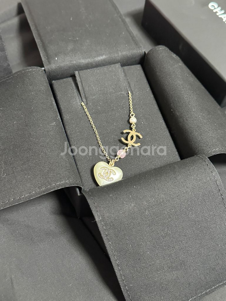 샤넬 하트목걸이--1