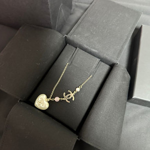 샤넬 하트목걸이