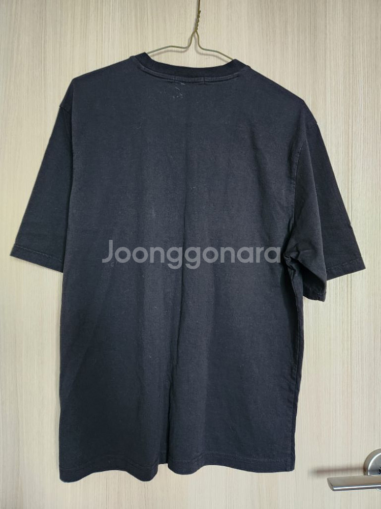 바나나리퍼블릭 남자검정반팔티셔츠 100--2