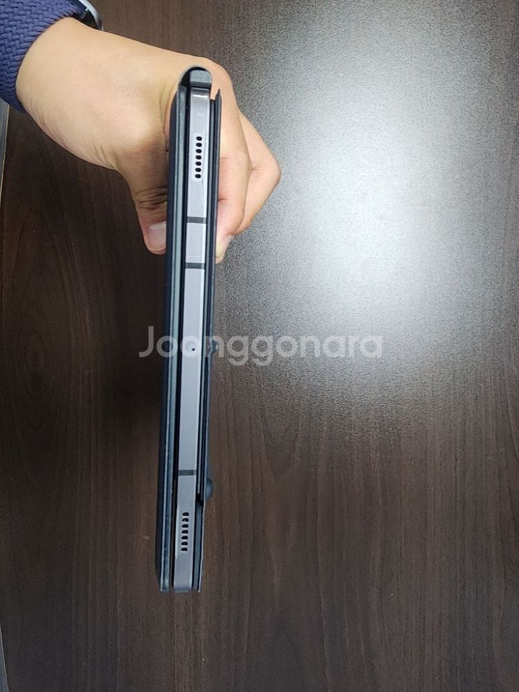 갤럭시 탭 s8 256g 와이파이 + 정품키보드 포함--4