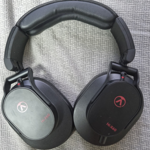 AUSTRIAN AUDIO HI-X60 헤드폰