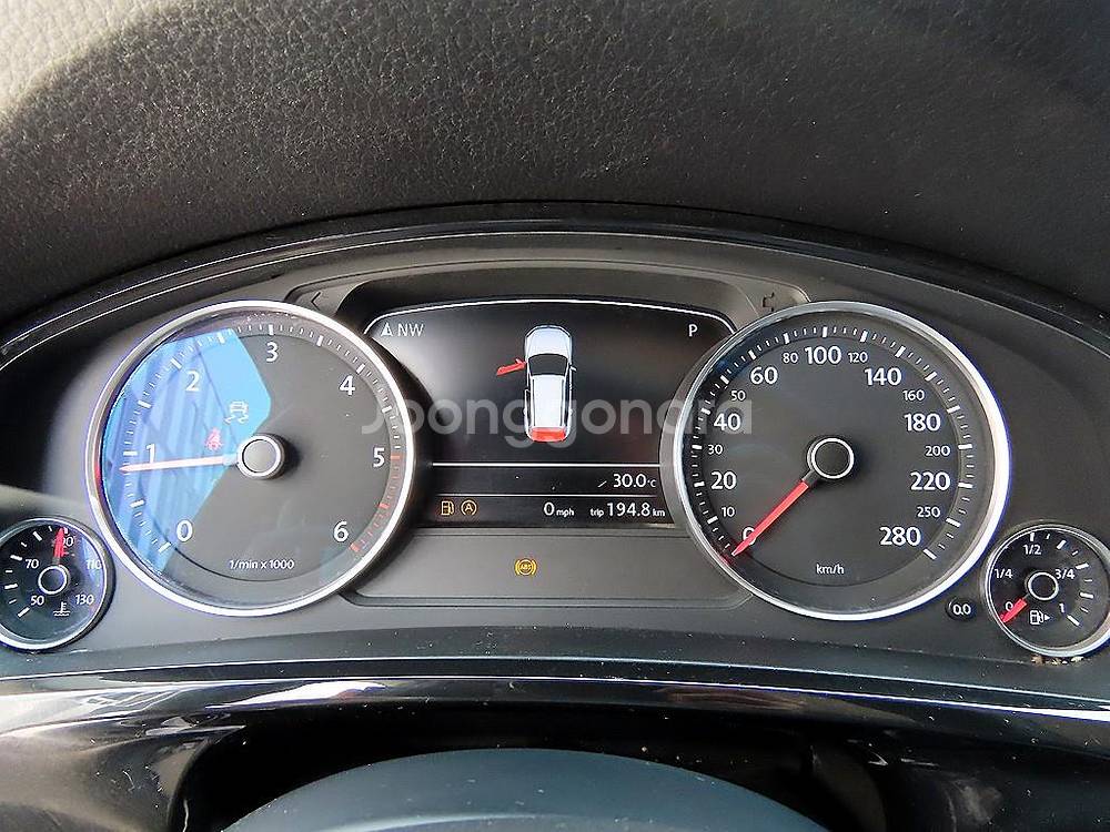 @13년식 뉴투아렉(2세대) 3.0 V6 TDI 블루--8