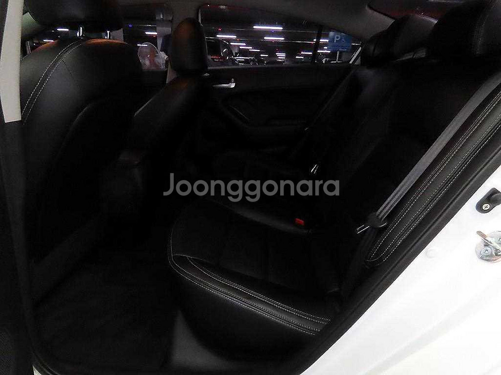 @13년식 K3 1.6 GDI 럭셔리 전국최저가격--6