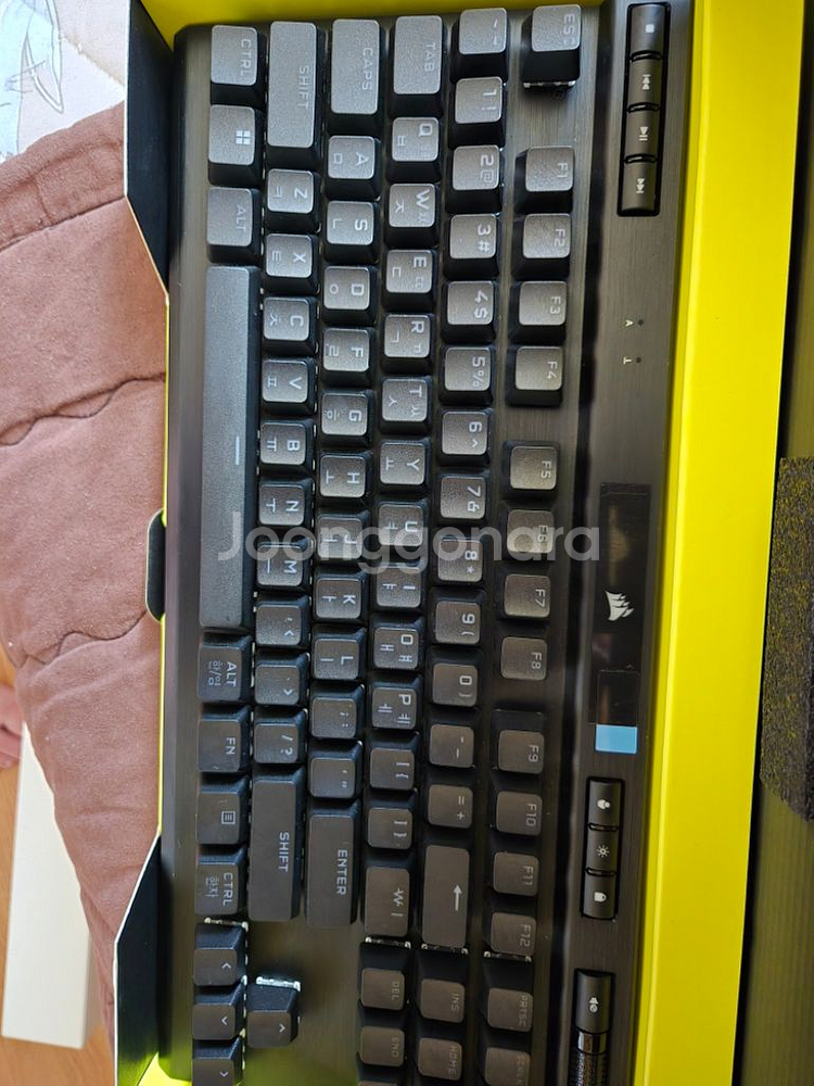 커세어 키보드 k70 rgb TKL팝니다--1