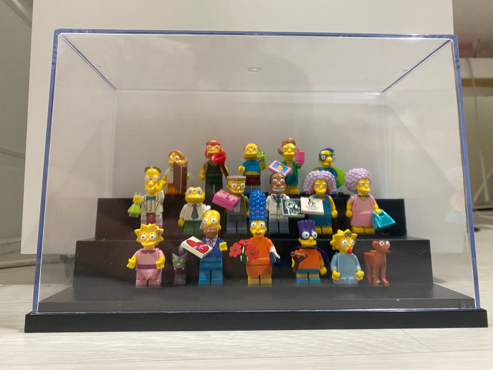 심슨 레고 피규어 셋트 아크릴케이스 포함--1