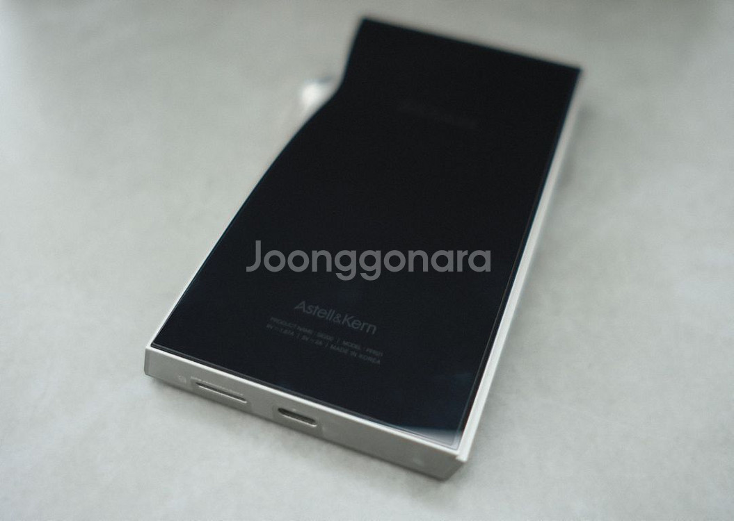 상태 좋은 ak아스텔앤컨 se200+pw4.4젠더팝니다--3