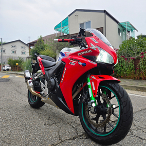 혼다cbr500r 15년식 요시무라구변완 차량판매합니다