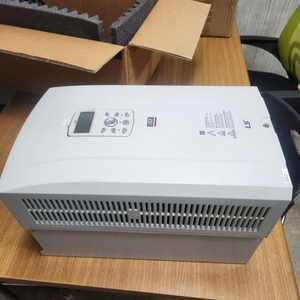 iS7 인버터 18.5kw, 380v