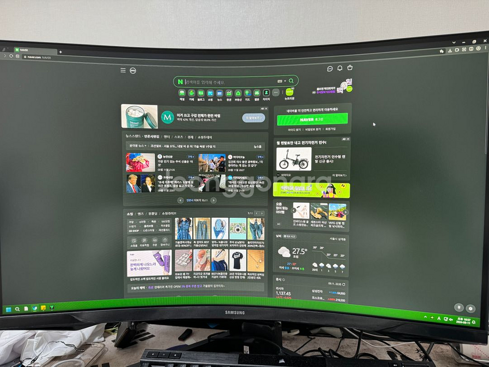 삼성 오디세이G5 커브드 32인치 모니터 LC32G55--1