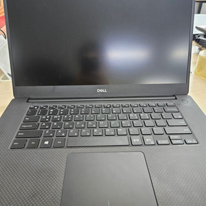 dell xps15 9570