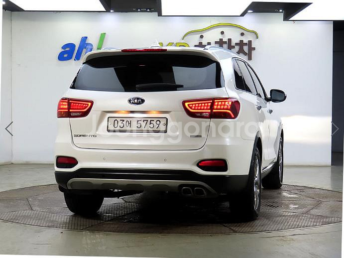 @19년식 더 뉴쏘렌토 디젤 R2.2 2WD 전국최저--2