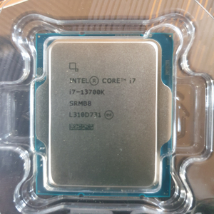 인텔cpu I7-13700K 13세대 벌크신품입니다