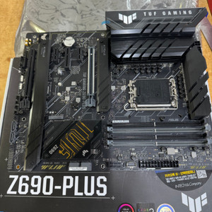 ASUS TUF Gaming Z690-PLUS 메인보드