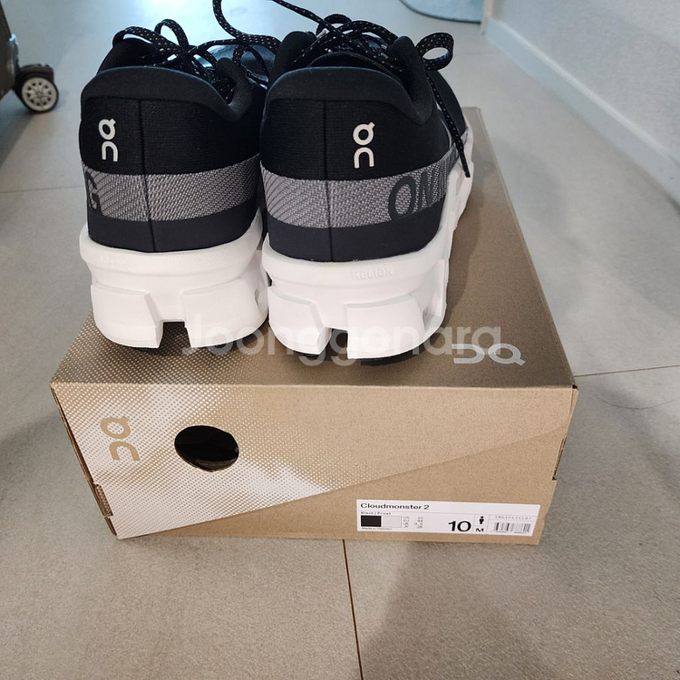 온러닝 클라우드몬스터2. 280.--1