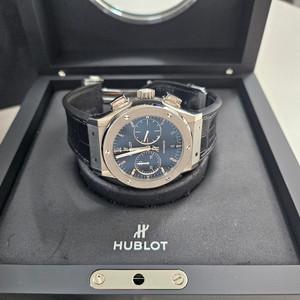 위블로 클래식퓨전 블랙 신세계본점구입 hublot