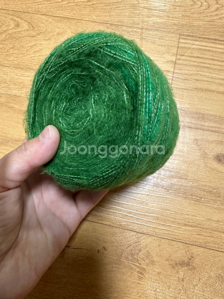 초록모헤어울혼방 9볼 9000원 털실 뜨개실--1