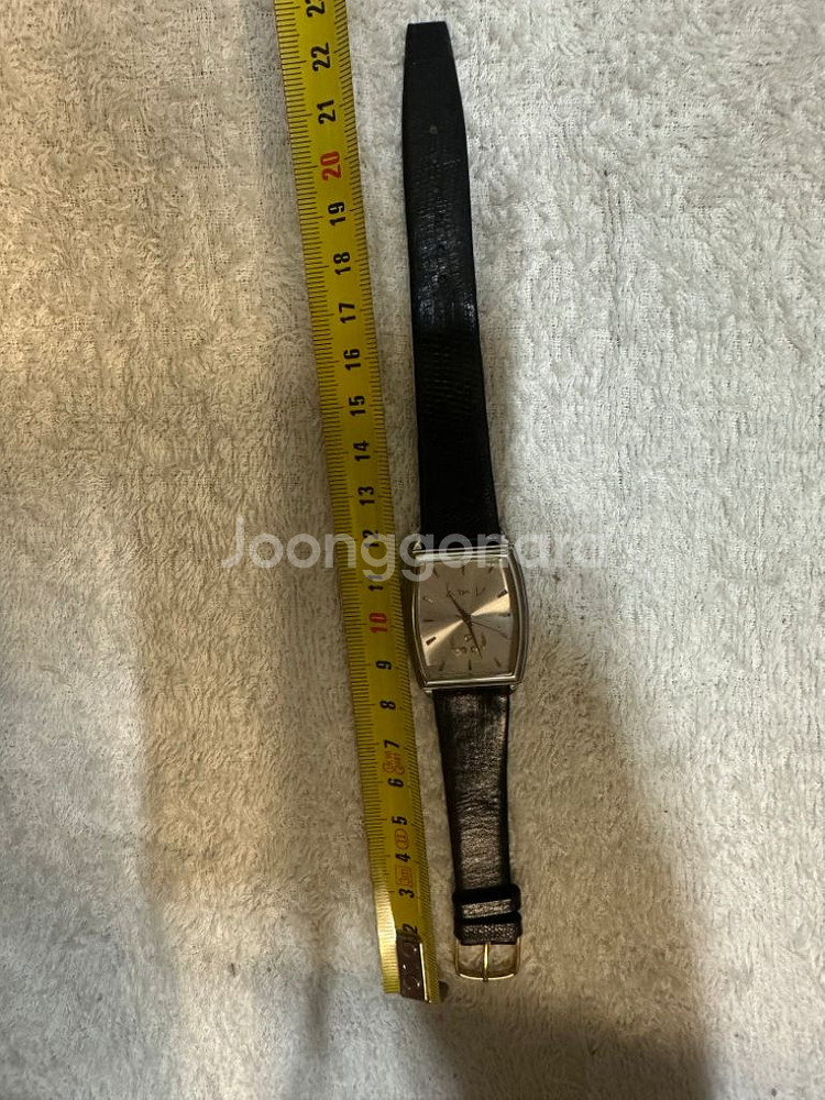 상태 좋은 이명박 대통령 정품 남성 시계 팝니다--9