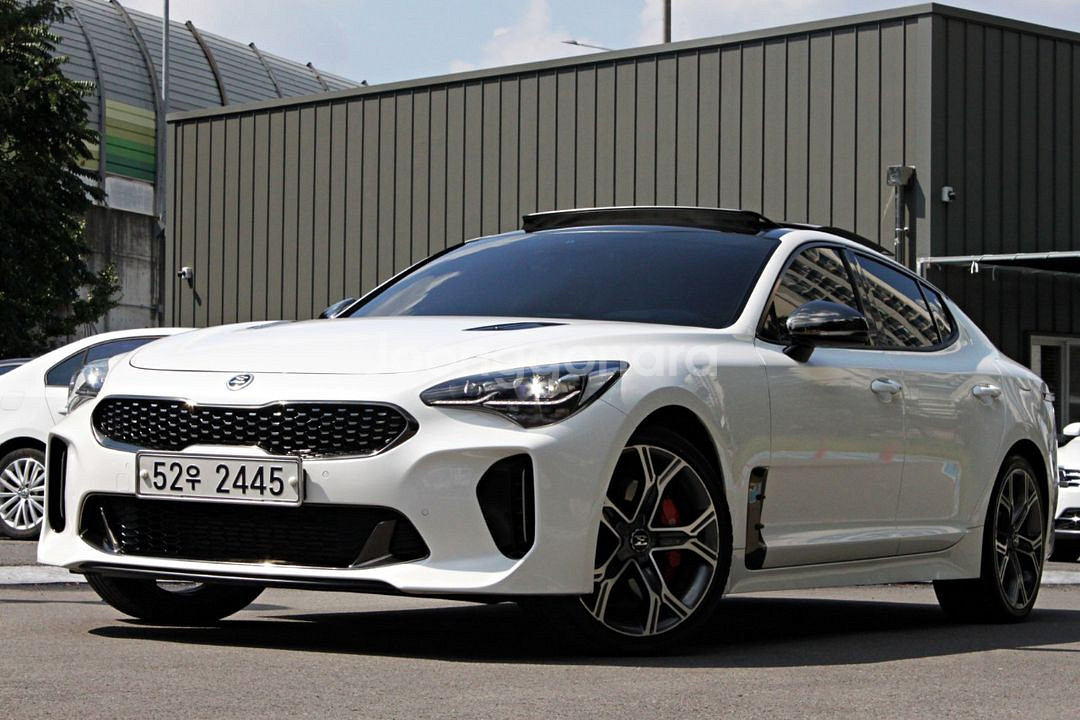 스팅어 무사고 실내외관 상태최상 전국최저가--0