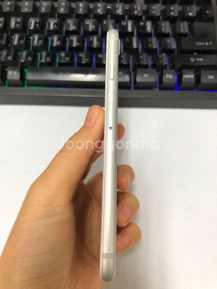 아이폰7 실버 AA급 128GB 배터리성능100%--5